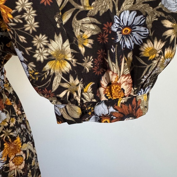 Véro - Brown Floral Belted Midi Dress - Picture 7 of 15